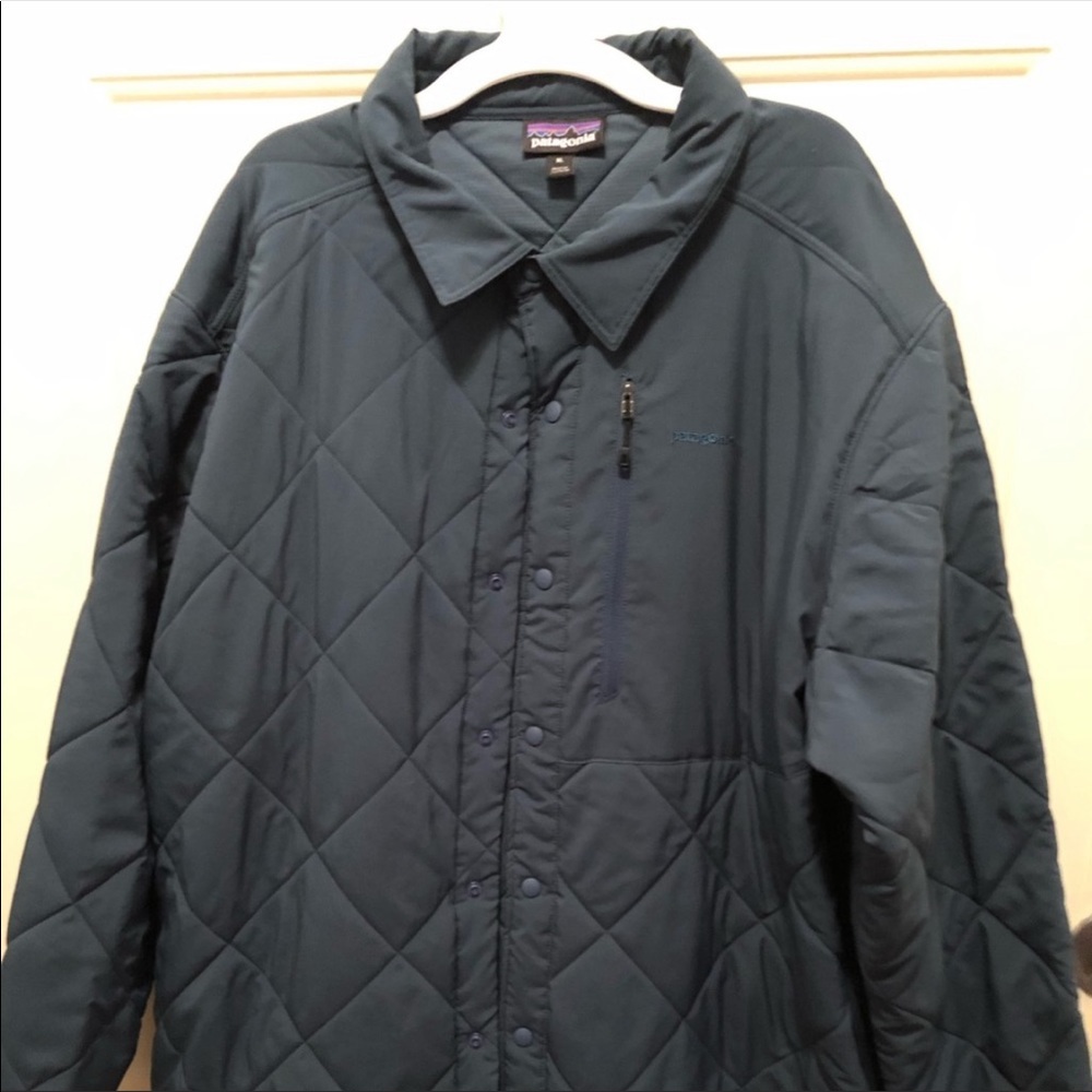 Patagonia puffer jacket - practically brand new!!